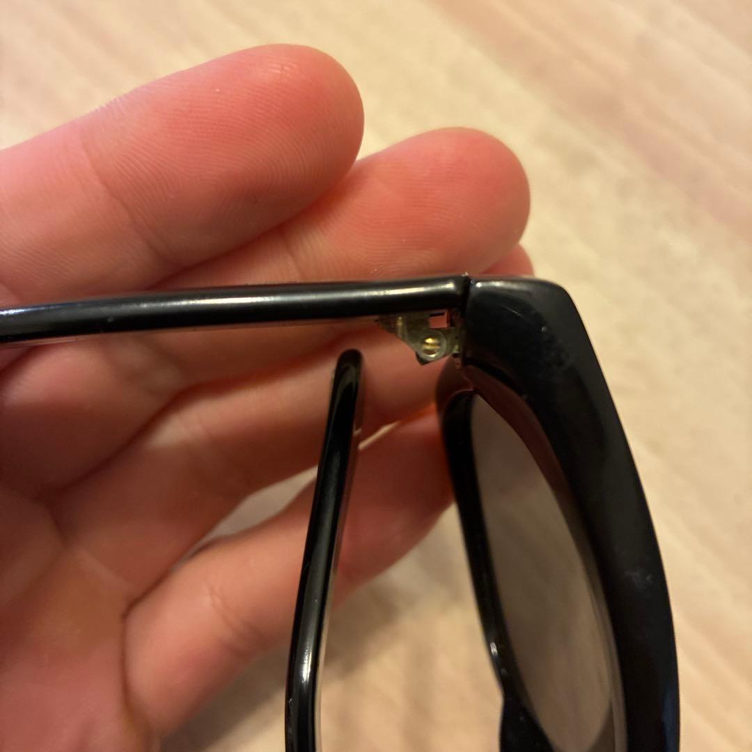 TOM FORD TF 540 B5 ブラックサングラス