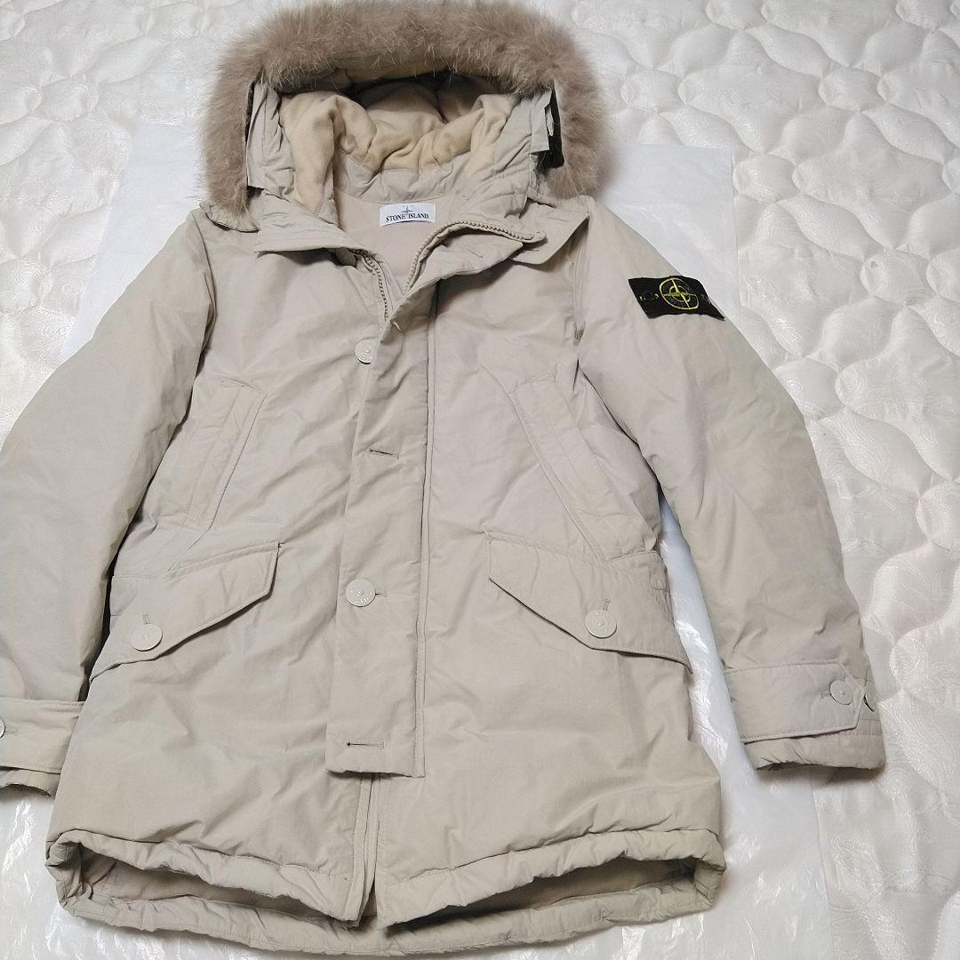 Stone  　ダウンジャケット　S