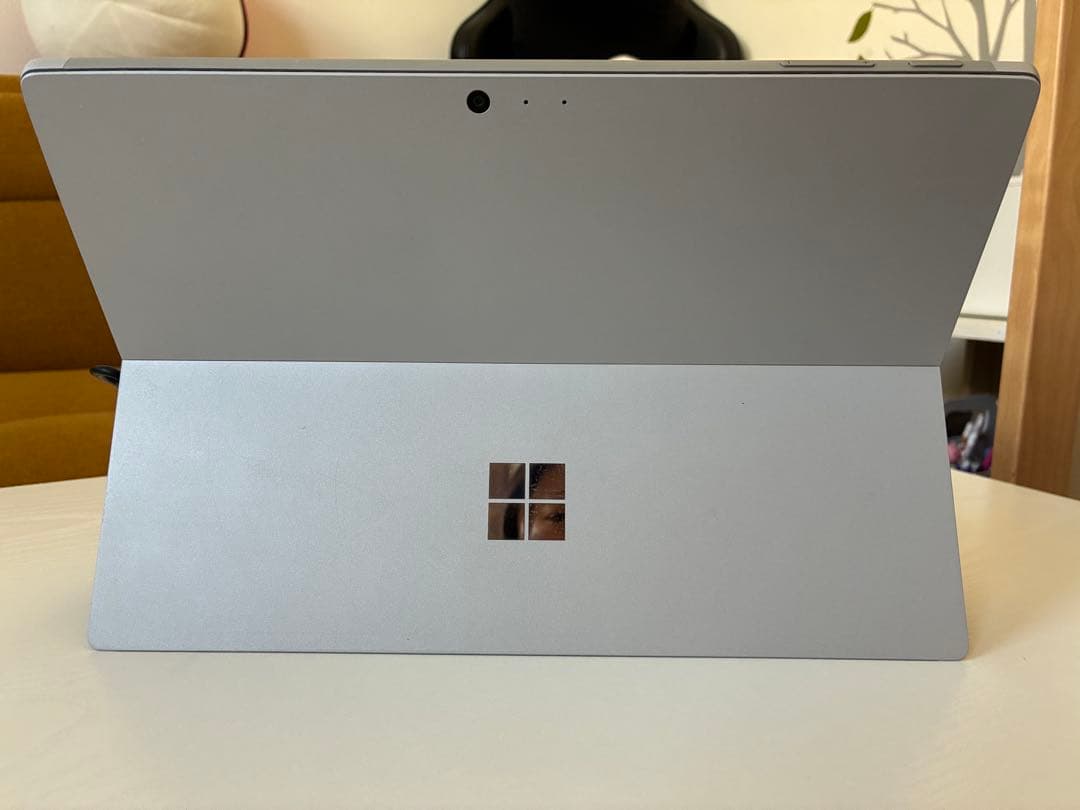 Microsoft Surface Pro6 128GB シルバー