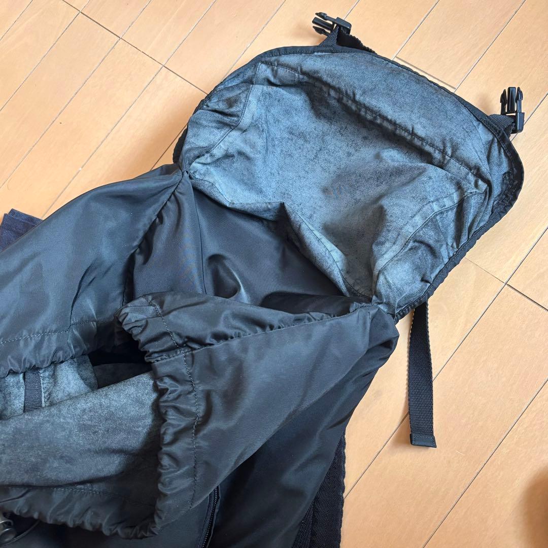 プラダ V136 バックパック リュック バッグ ブラック メンズ トラベル