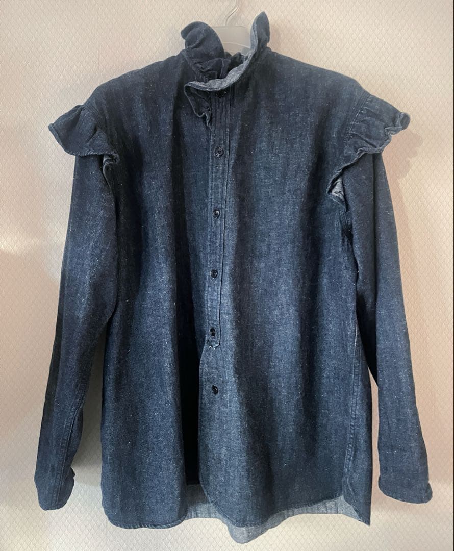 HOLIDAY. DENIM RUFFLE BIG SHIRT ワンウォッシュ