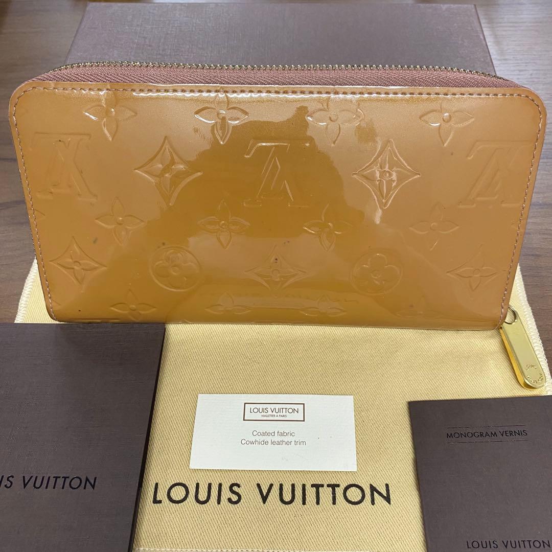 新品同様‼️現行　ルイヴィトン　ヴェルニ　財布　長財布　ジッピーウォレット
