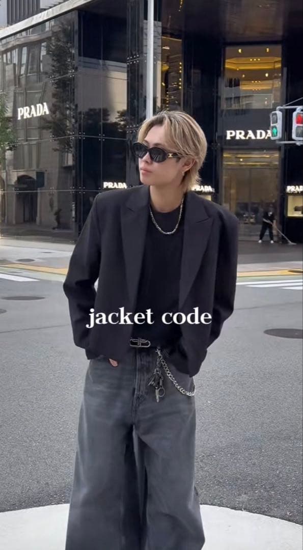 ZARA オーバーサイズクロップドテーラード 短丈ジャケット　レディース　メンズ