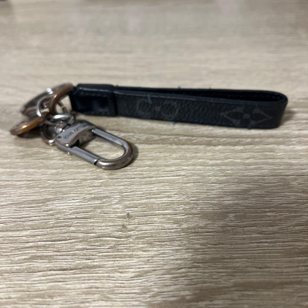 g*l様 Louis Vuitton ブラックレザー キーホルダー