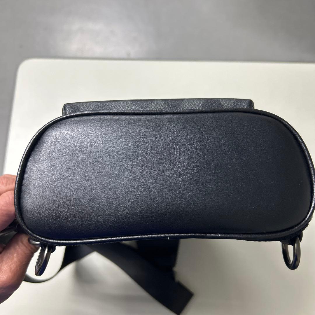 COACH ボディバッグ