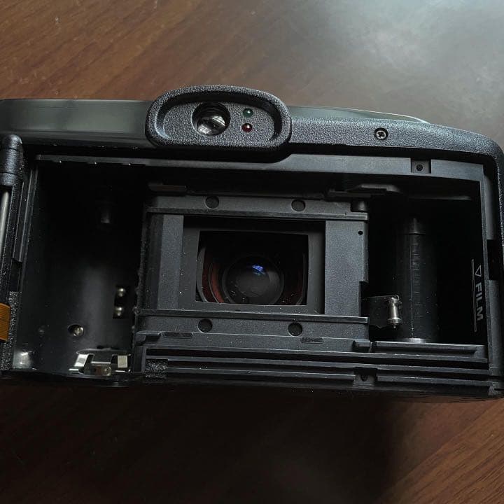 フィルムカメラ Auto boy zoom 105