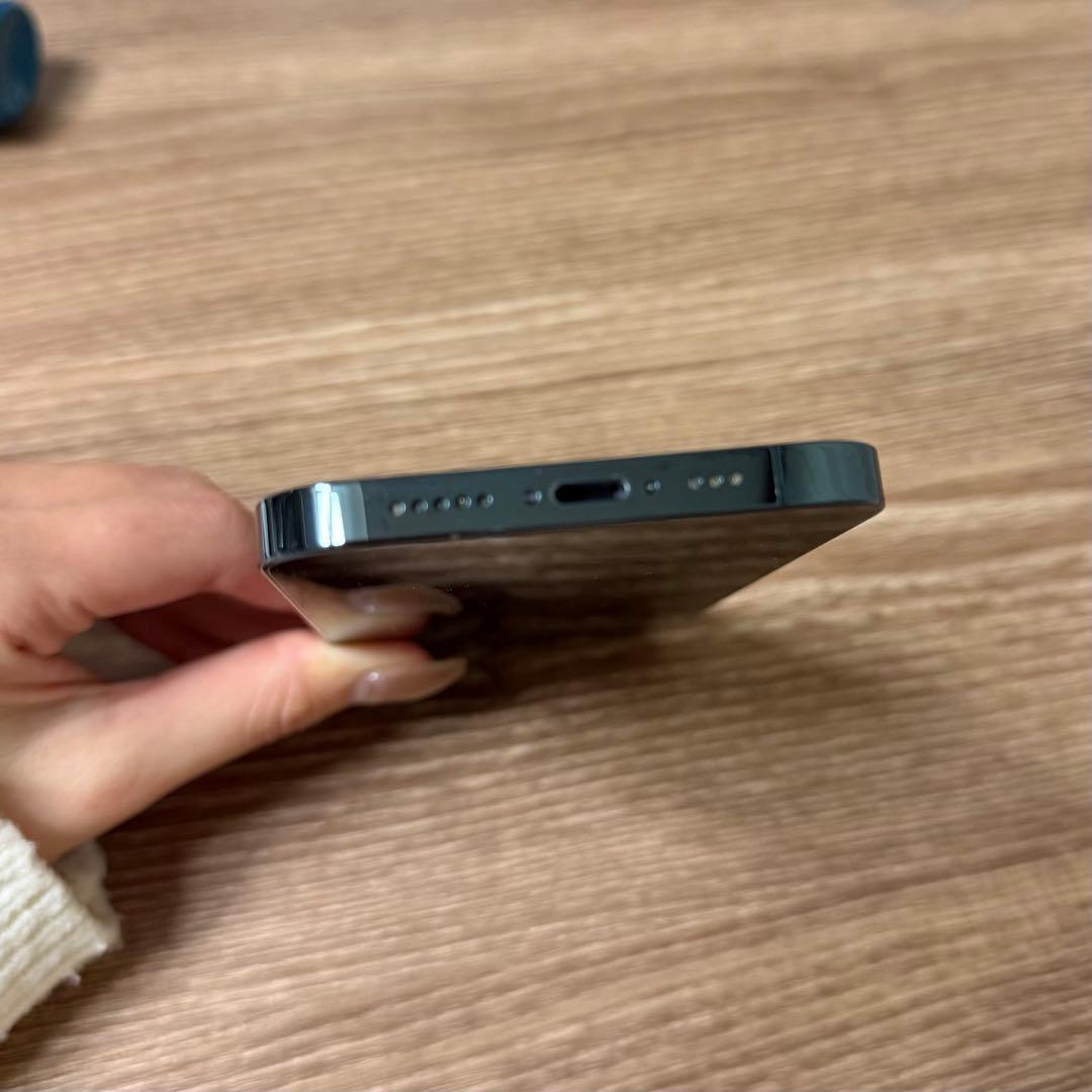 Apple iPhone 12pro ブルー 本体 充電ケーブル付