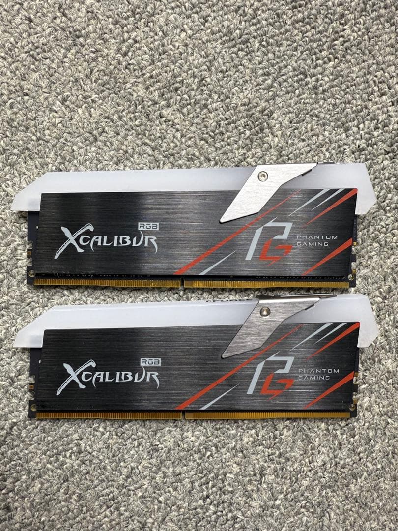 沙*志様 PHANTOM GAMING(RGB XCALIBVR) 16GB