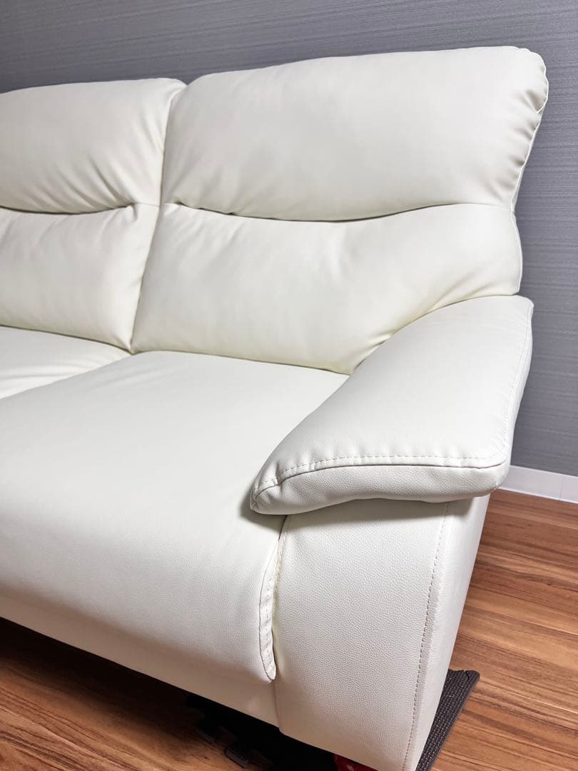 ニトリ 合成皮革 2人掛けソファ