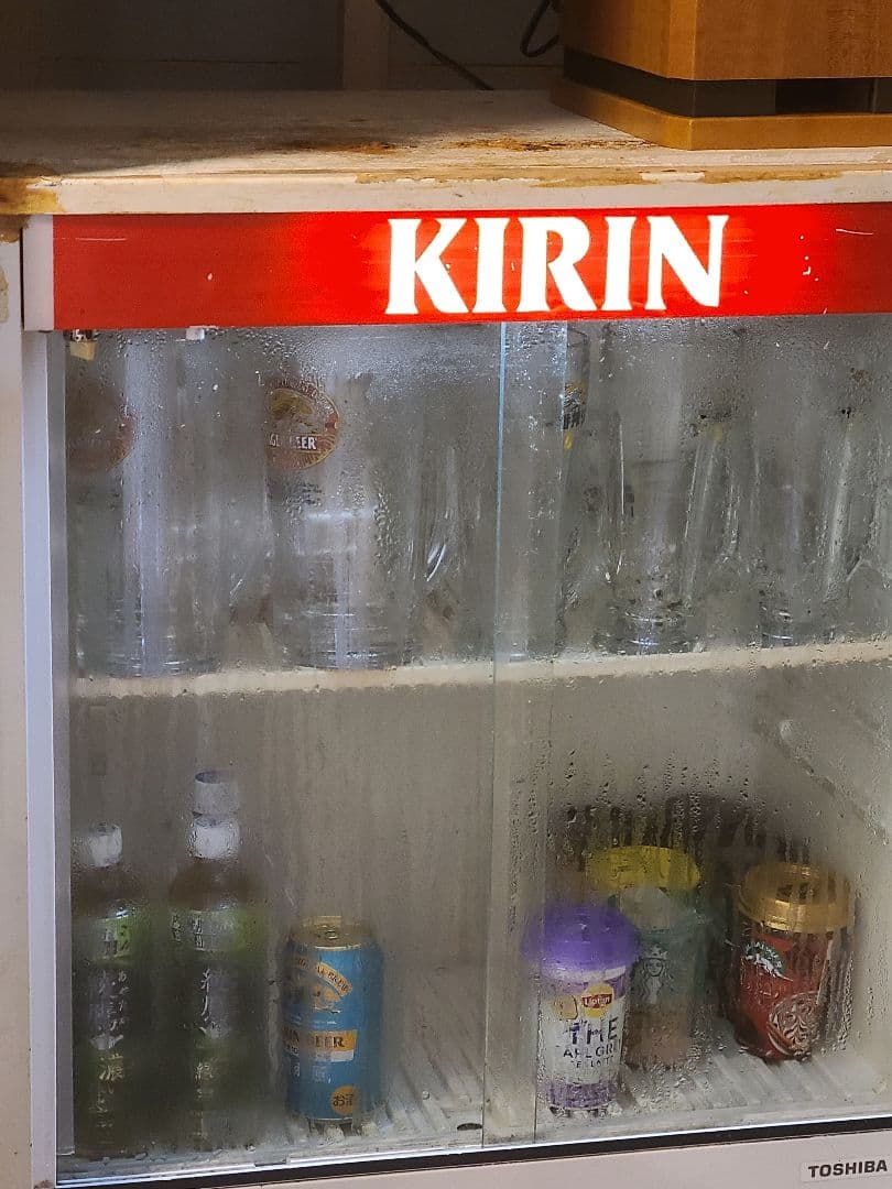 ま  KIRINロゴショーケース