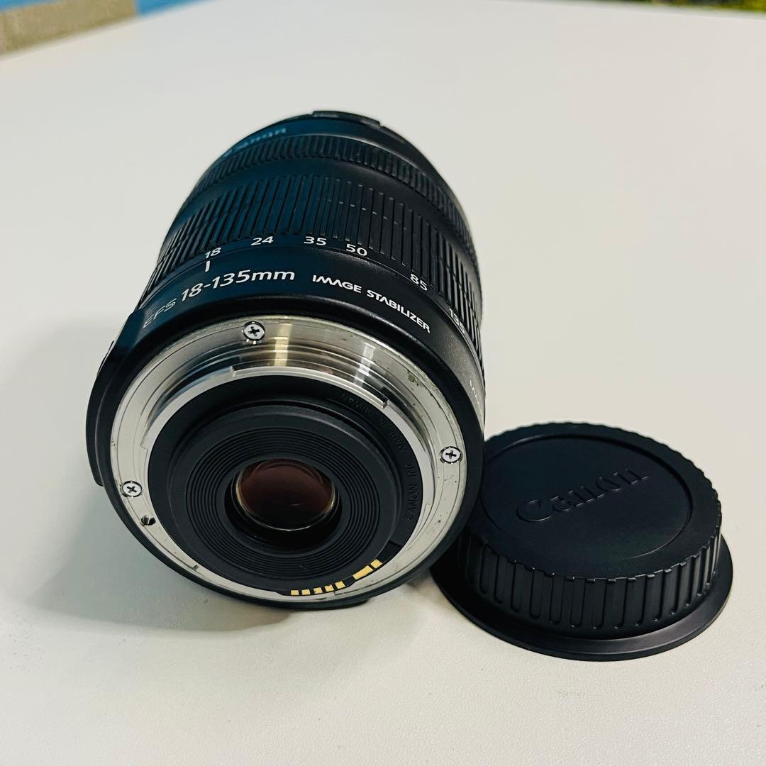 キヤノン EF-S18-135mm F/3.5-5.6 IS STM