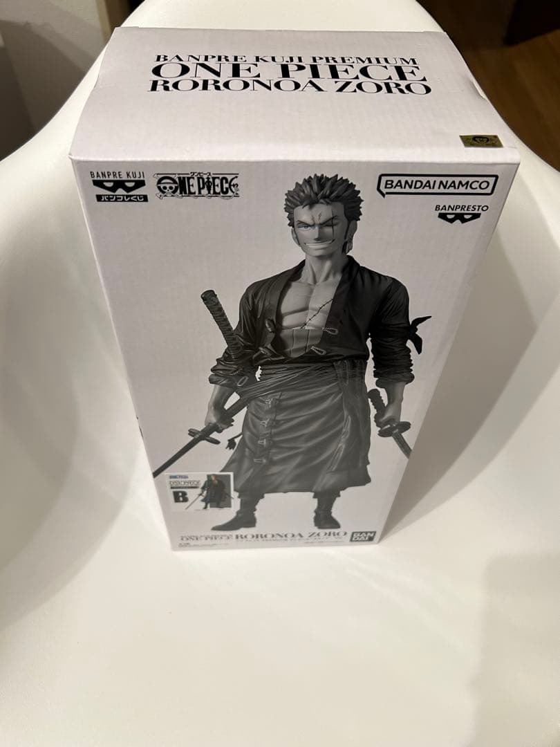 バンプレくじ ワンピース ロロノア・ゾロ B賞 アニメカラー 半券付き　本日発送