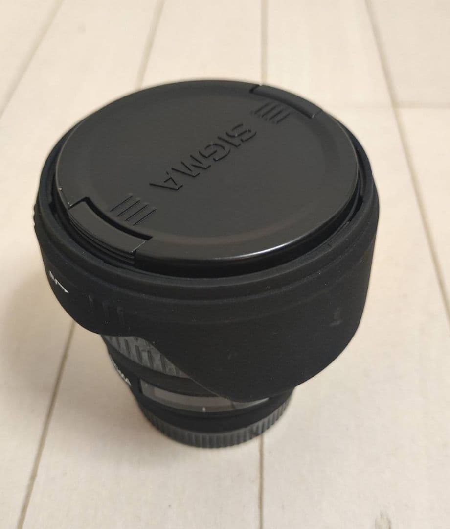 SIGMA 単焦点広角レンズ 24mm F1.8 EX DG（ソニー用）