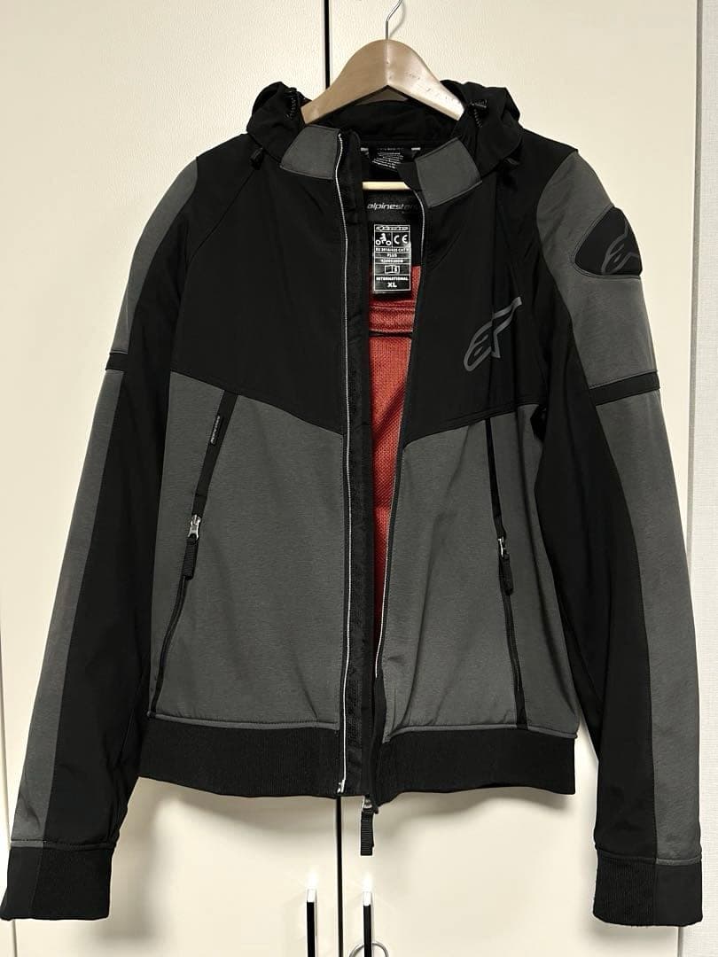 アルパインスターズ　SEKTOR V2 TECH HOODIE