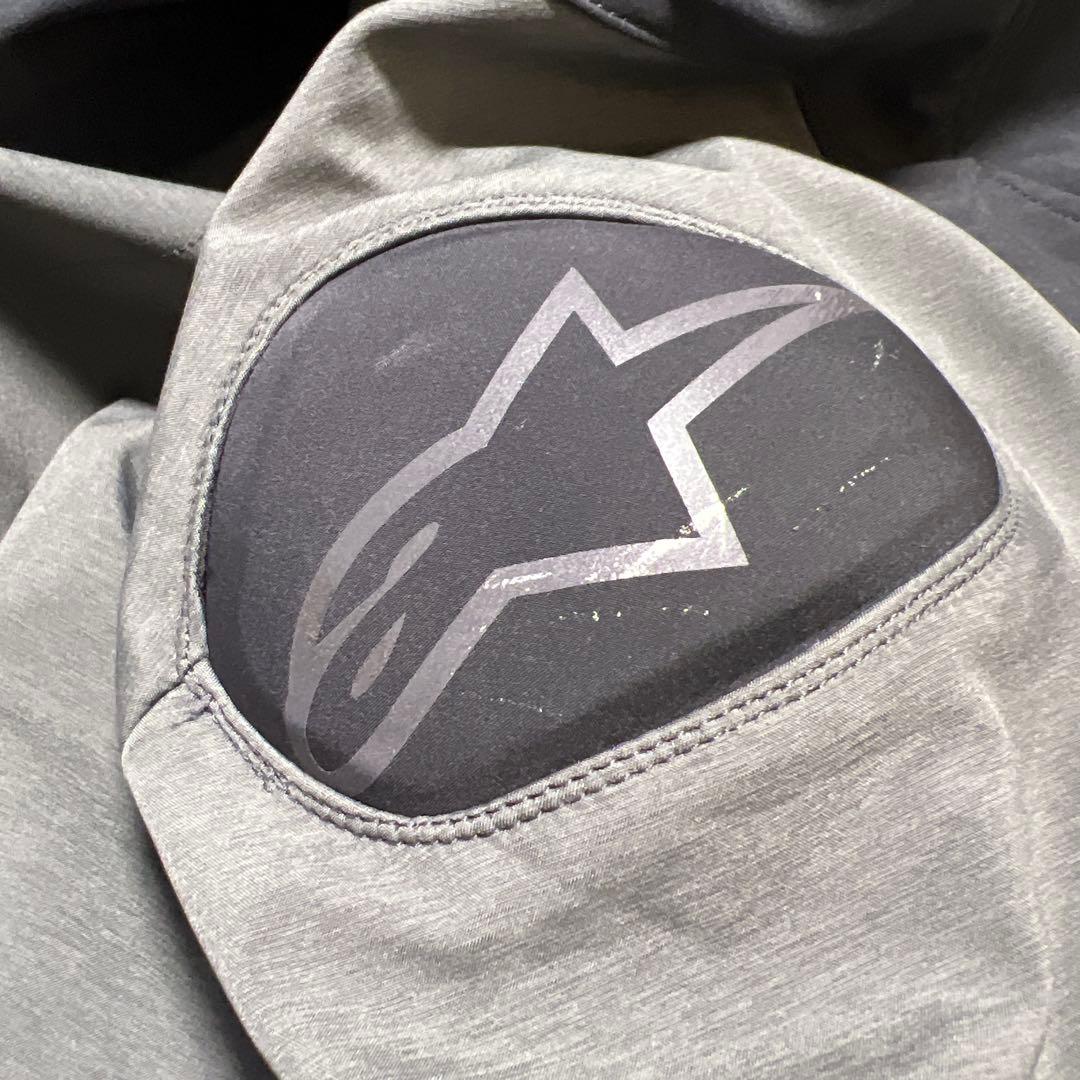 アルパインスターズ　SEKTOR V2 TECH HOODIE