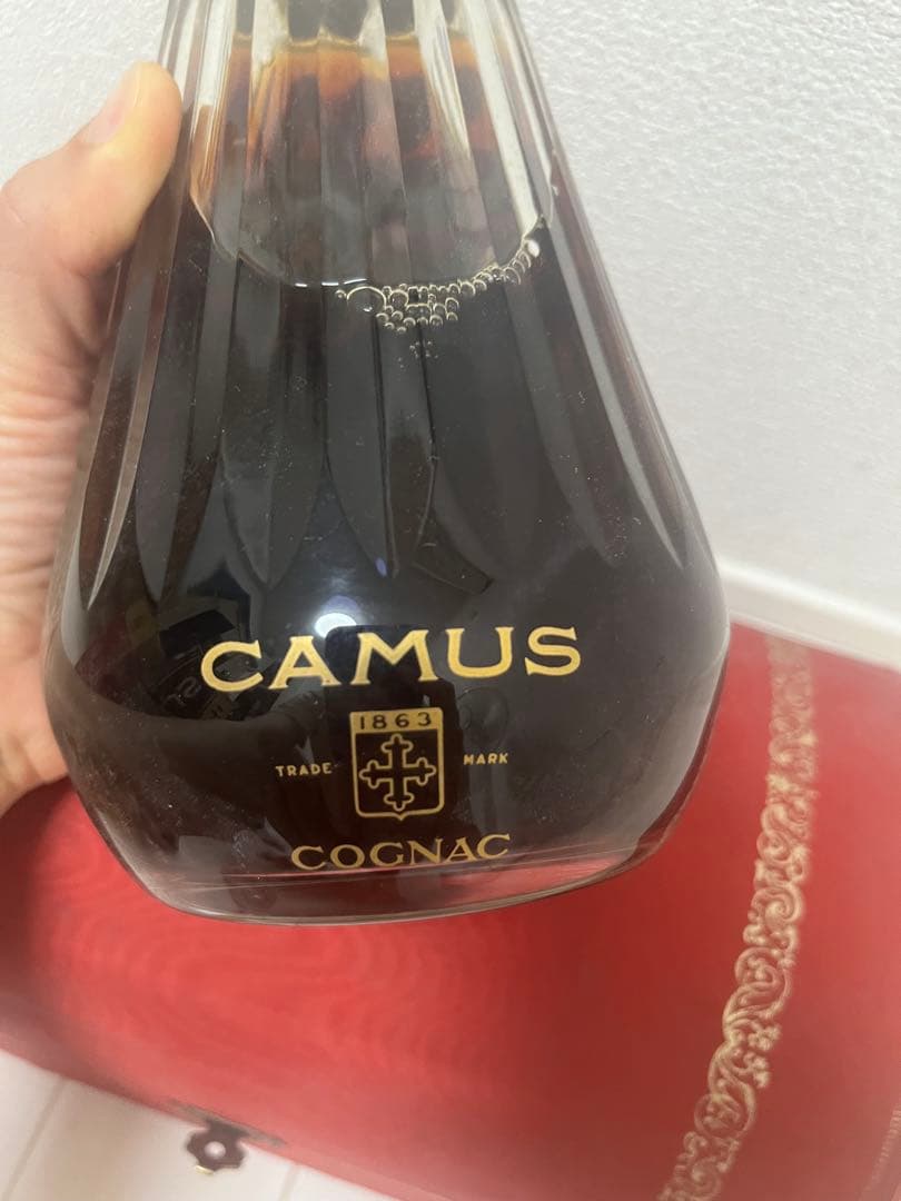 CAMUS コニャックとショットグラスセット