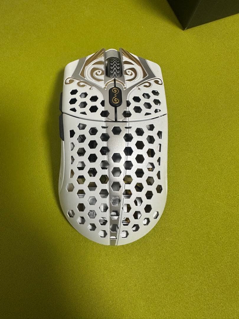 マウス・トラックボール Finalmouse Zeus M size
