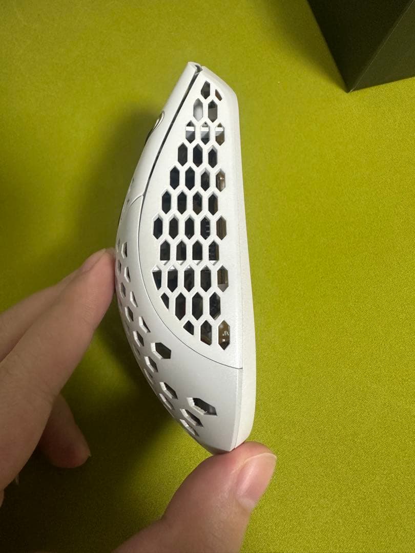 マウス・トラックボール Finalmouse Zeus M size