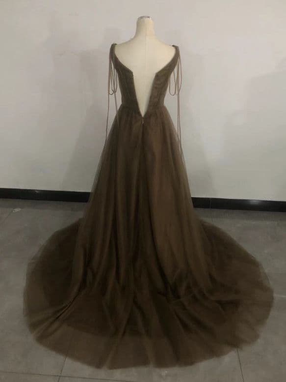 ブラウン Vネック チュールドレス