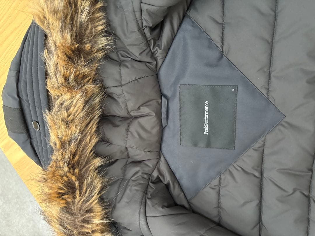 もっと更にお値下げ‼️peak performanceレディースコートMサイズ