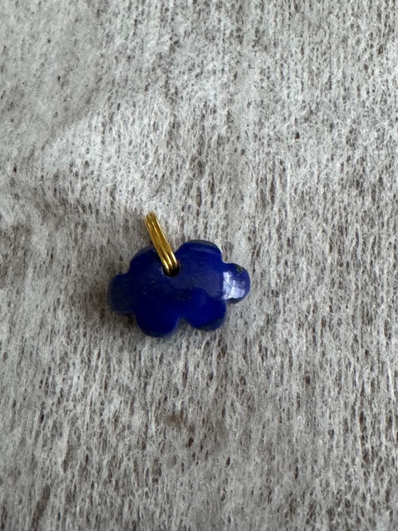 マリーエレーヌドゥタイヤック•雲•チャーム