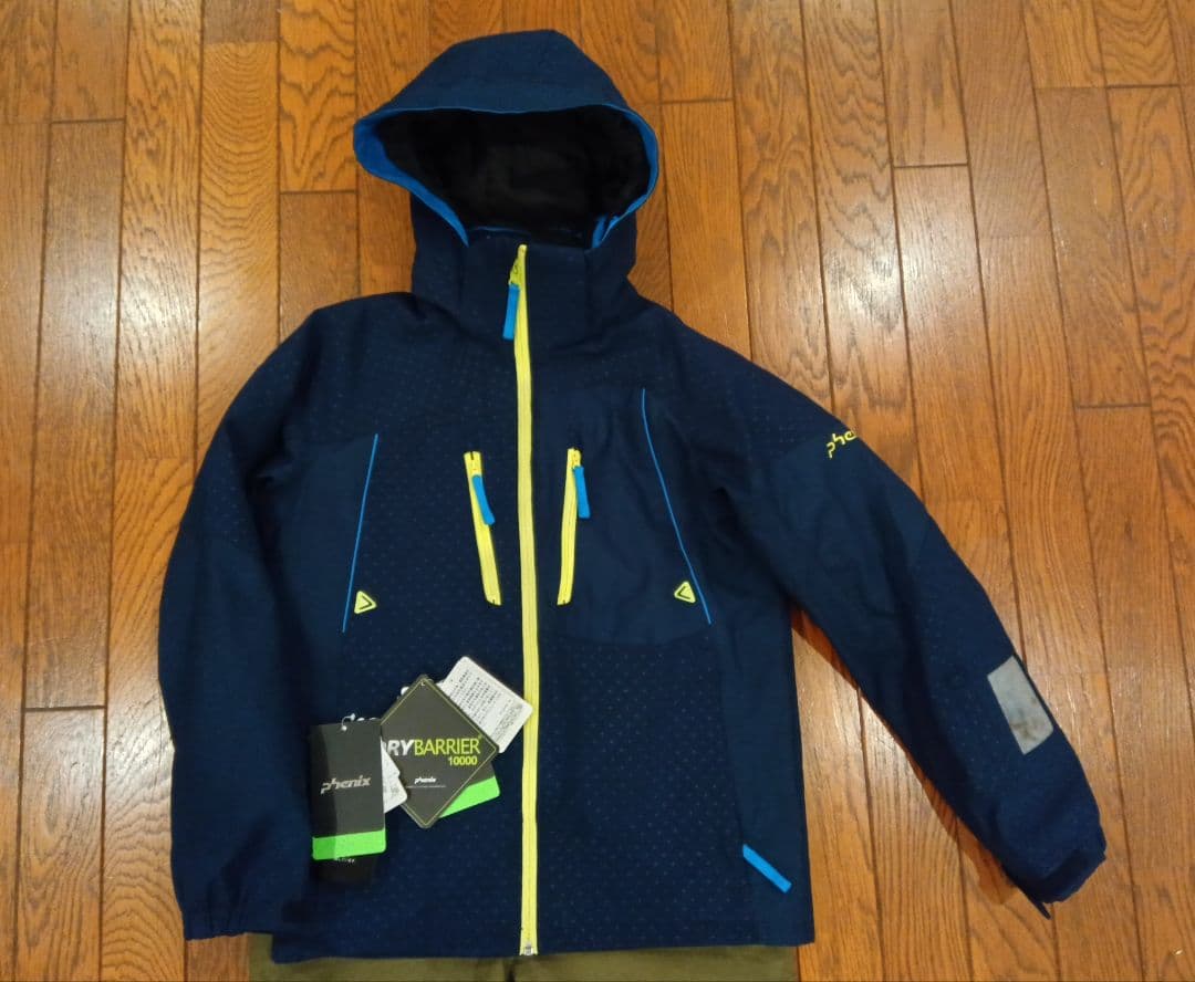 フェニックス　ジュニア　スキーウェア上下　　150(135-155cm対応)