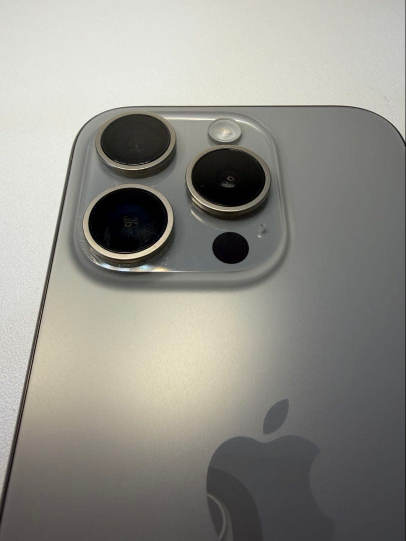 iPhone15 Pro 256GB SIMフリー バッテリー92% 箱付