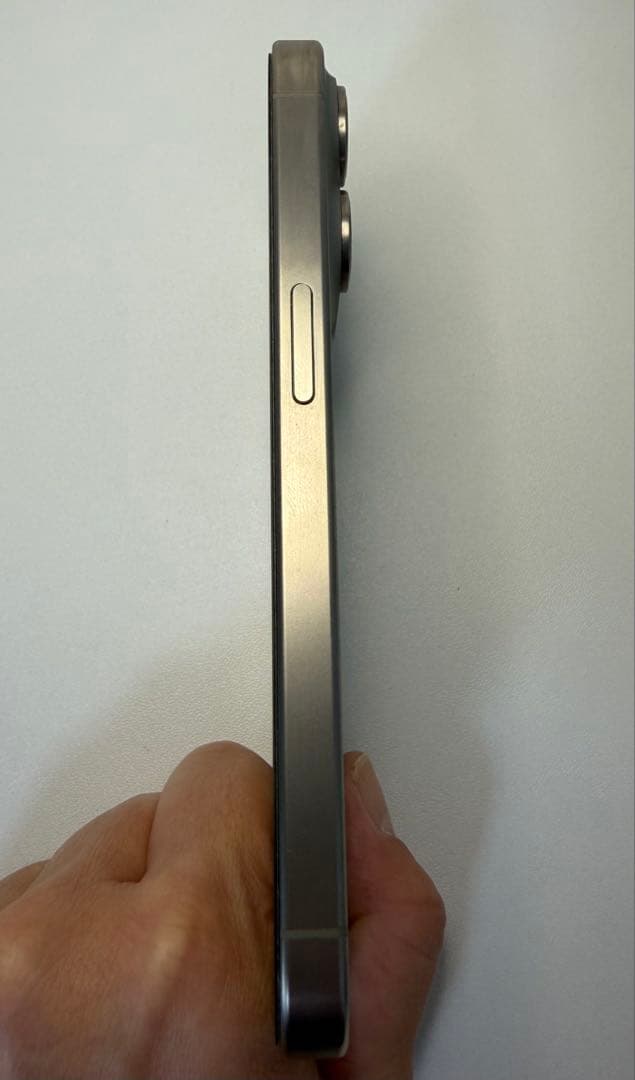 iPhone15 Pro 256GB SIMフリー バッテリー92% 箱付