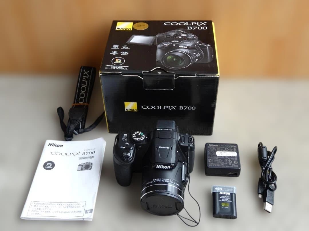 値下げしました❕ Nikon COOLPIX B700 本体