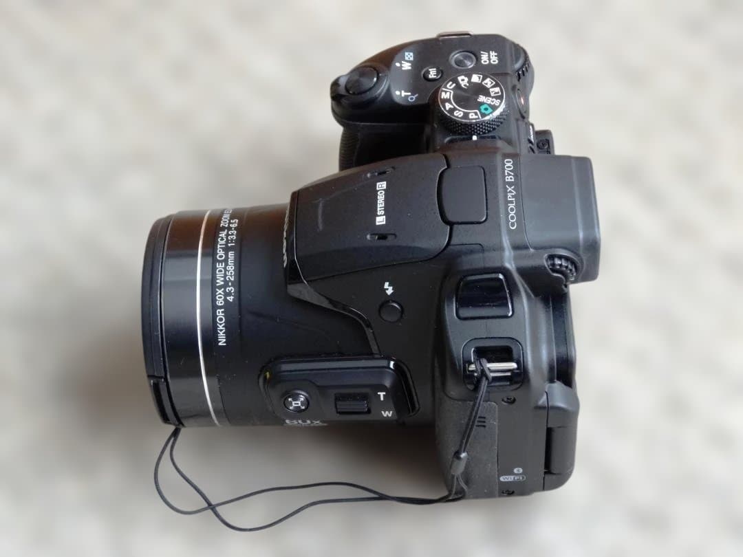 値下げしました❕ Nikon COOLPIX B700 本体