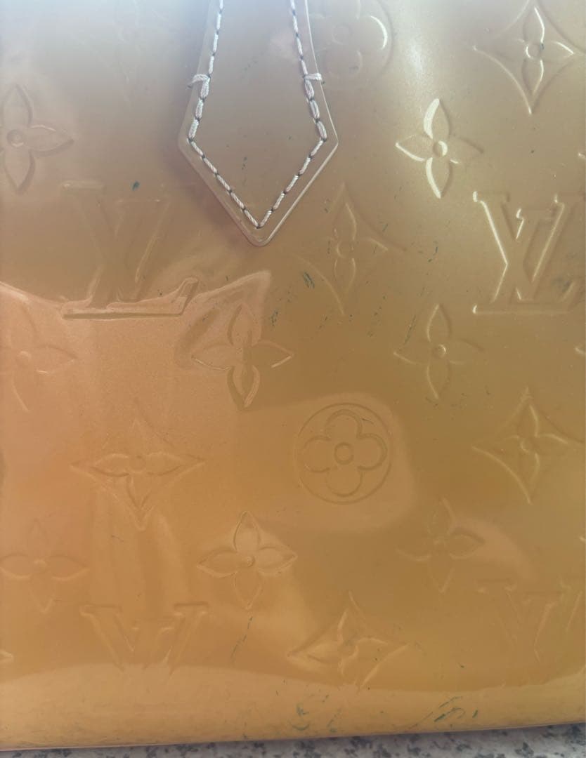 Louis Vuitton ベージュ　 ヴェルニ　ハンドバッグ