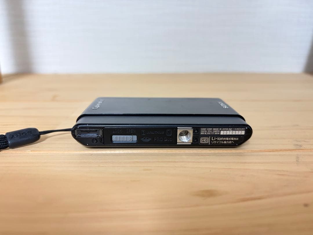 ソニー Cyber-shot DSC-T77