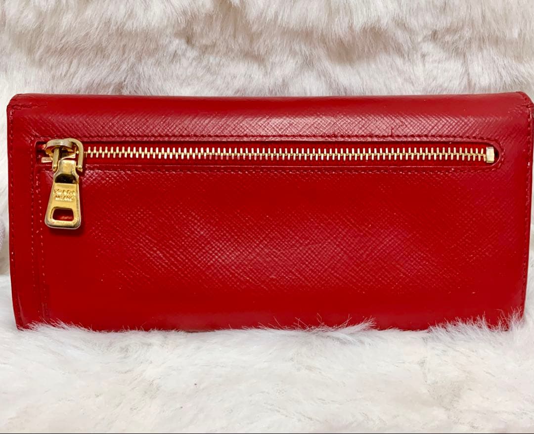 PRADA 長財布　サフィアーノ　二つ折り　長財布　赤　三角プレート