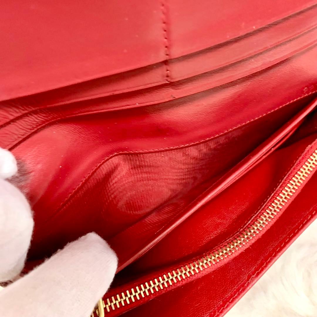 PRADA 長財布　サフィアーノ　二つ折り　長財布　赤　三角プレート