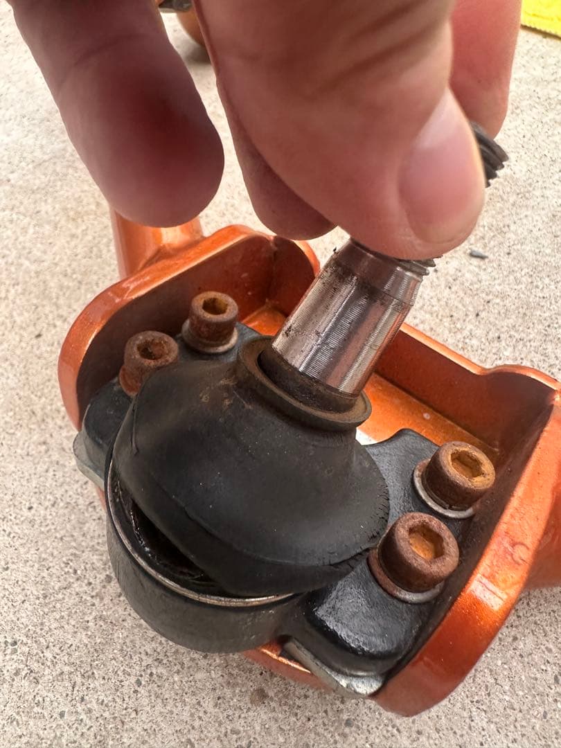 SKID RACING 16アリスト用　調整式フロントアッパーアーム