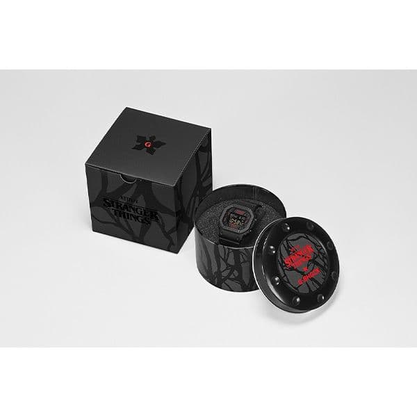 新品 G-SHOCK ストレンジャー・シングス DW-5600STT-1JR