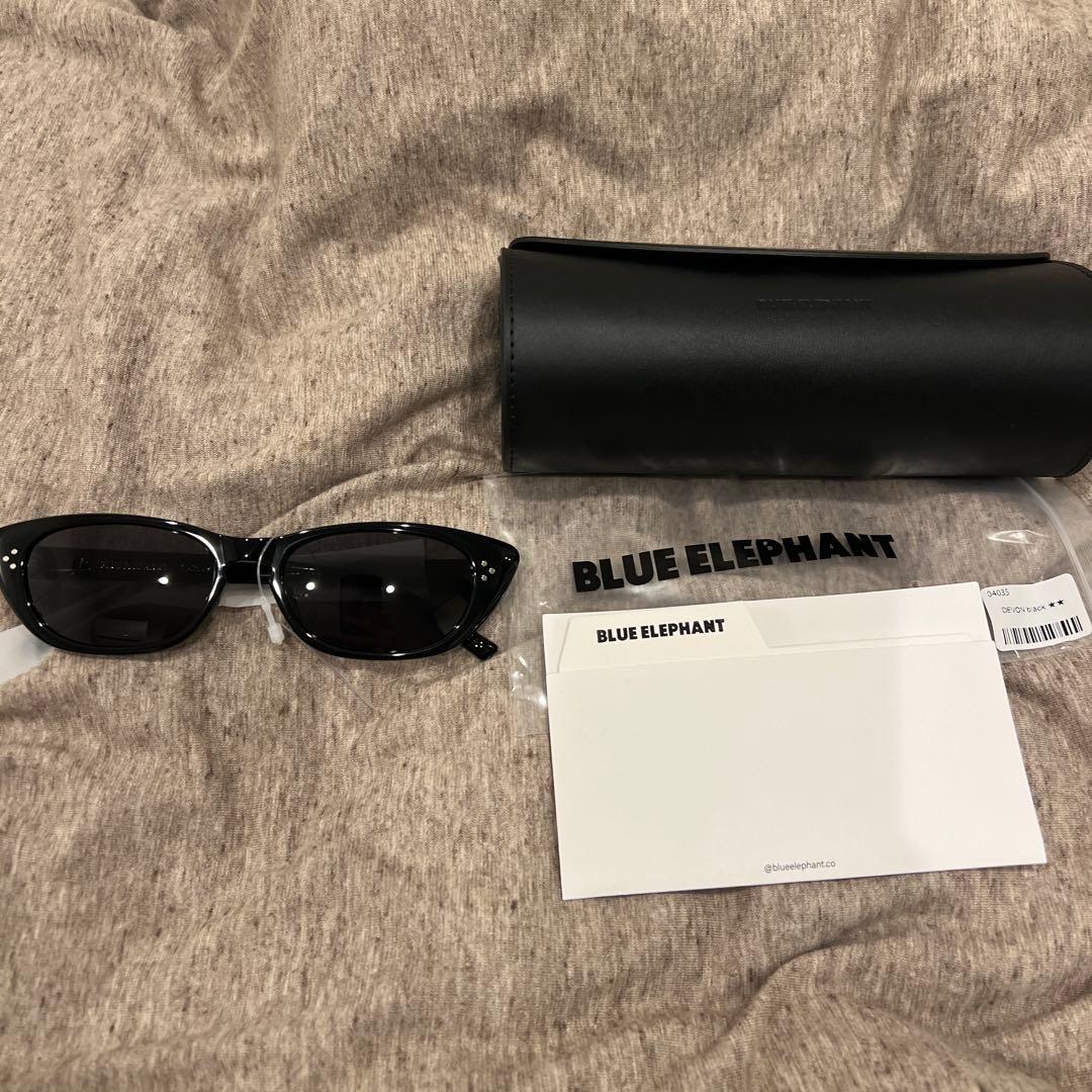 ブルーエレファント　DEVON black