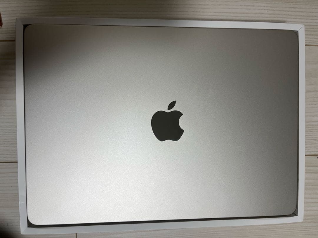 MacBook本体 MacBookAir M2 256GB