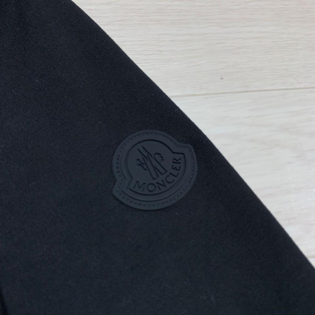 美品★モンクレール 黒 S ハイネック ジップアップ トレーナー　4P106