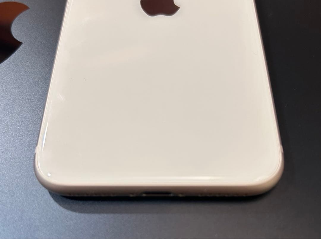 iPhone SE3 第3世代 64GB