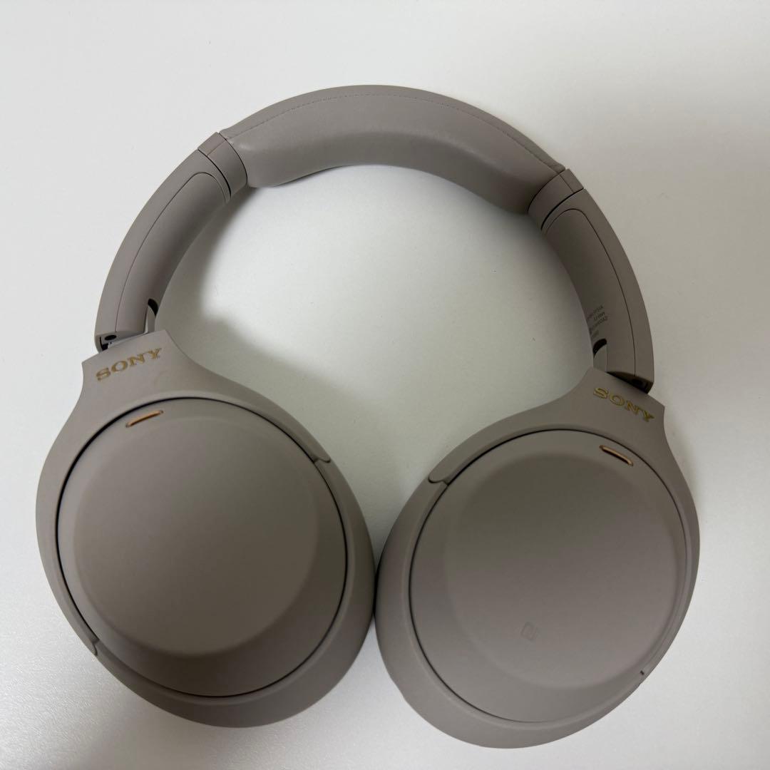SONY ワイヤレスヘッドホン WH-1000XM4 プラチナシルバー