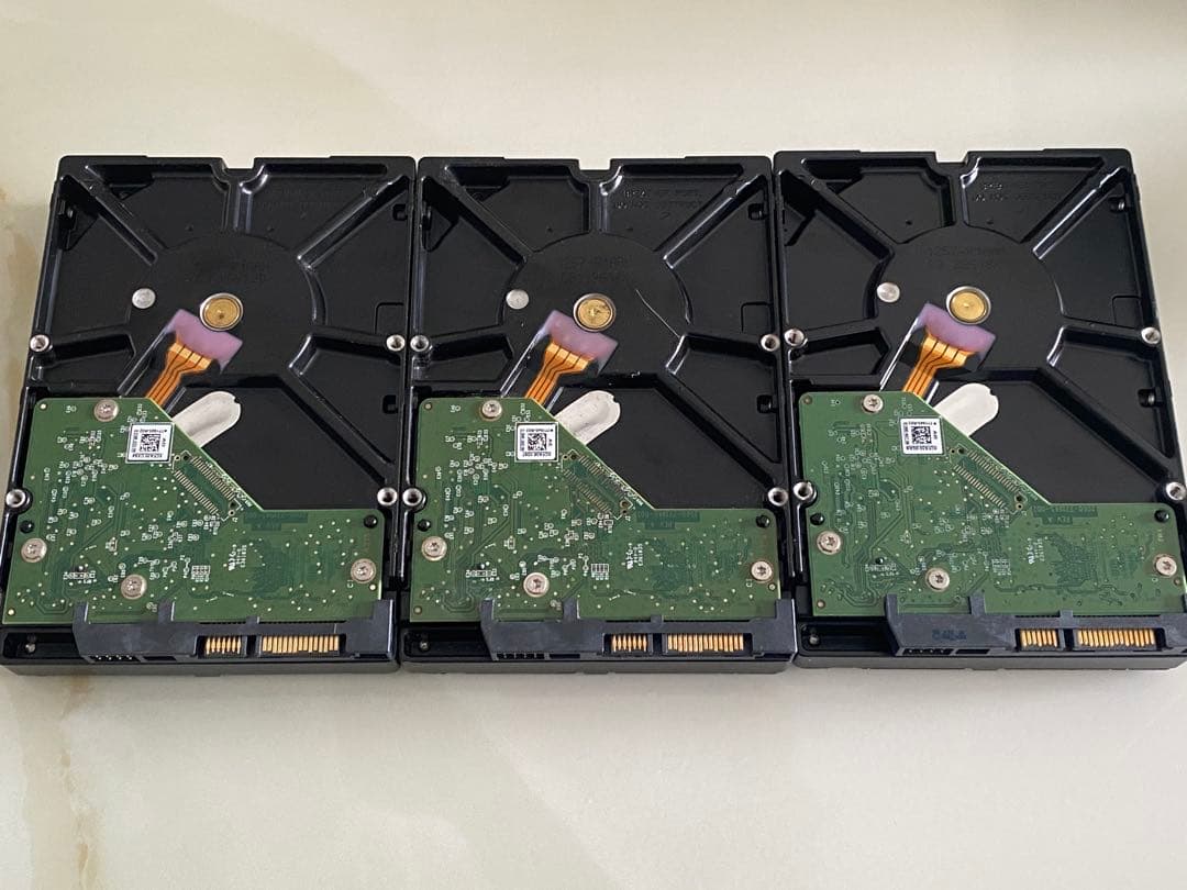 WD 3.5インチHDD 2TB 3台セット