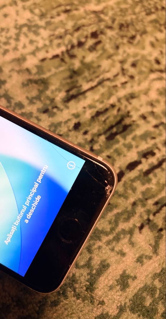 iPhone SE 第3世代 64GB SIMフリー 訳あり