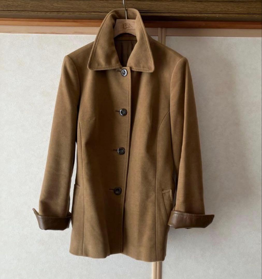 ベージュ バーバリーコート ボタン付き