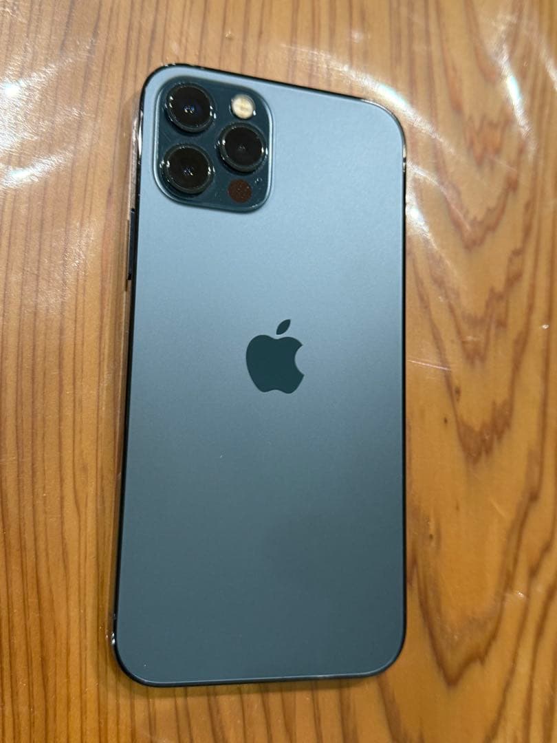 Apple iPhone 12 Pro パシフィックブルー（docomo）
