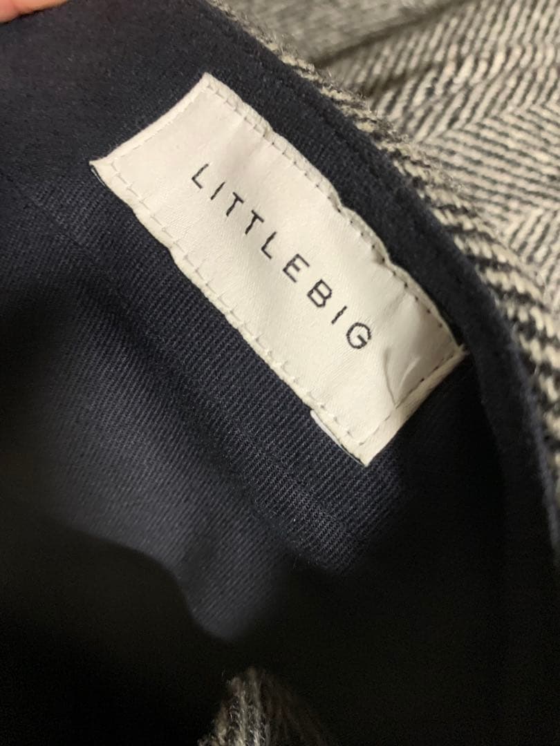 LITTLE BIG グレー ヘリンボーン ワイドパンツ