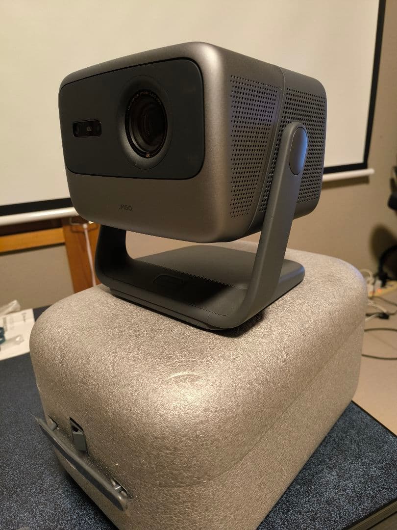 4Kプロジェクター