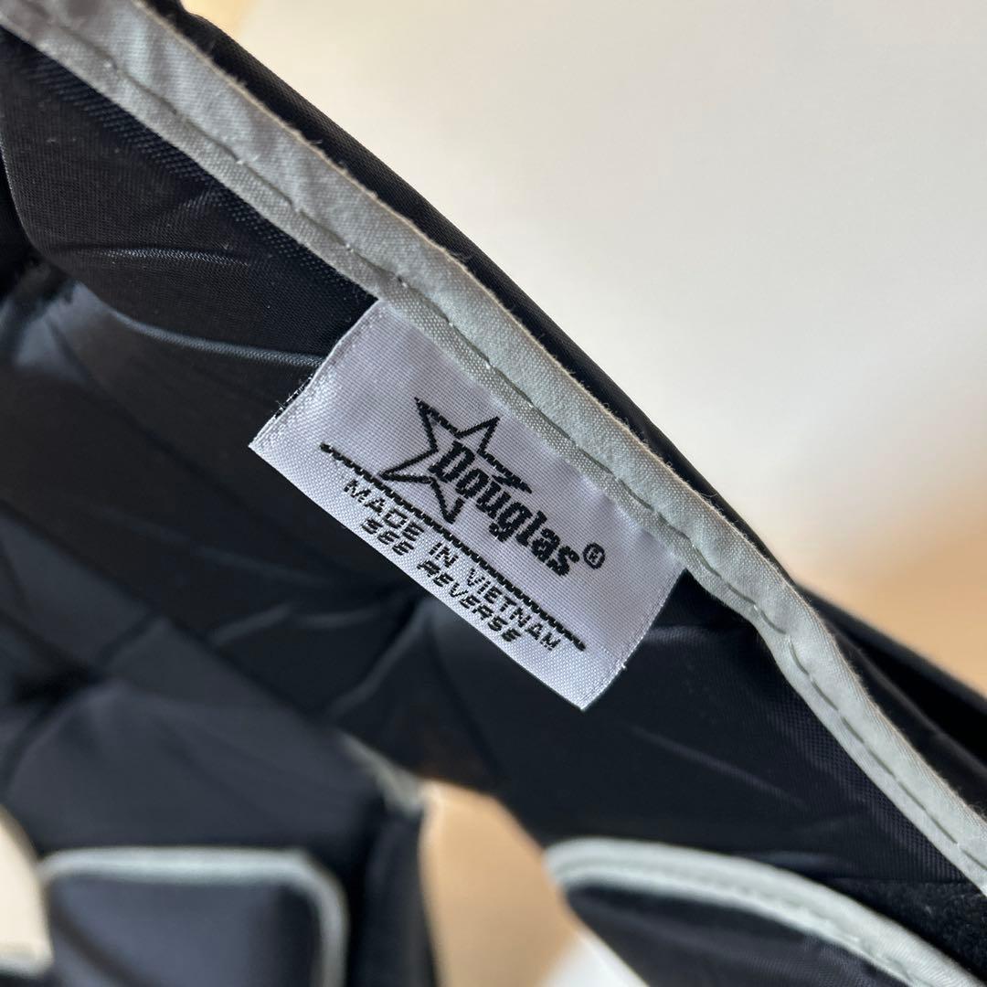 DOUGLAS ショルダーパッド 15インチ 黒