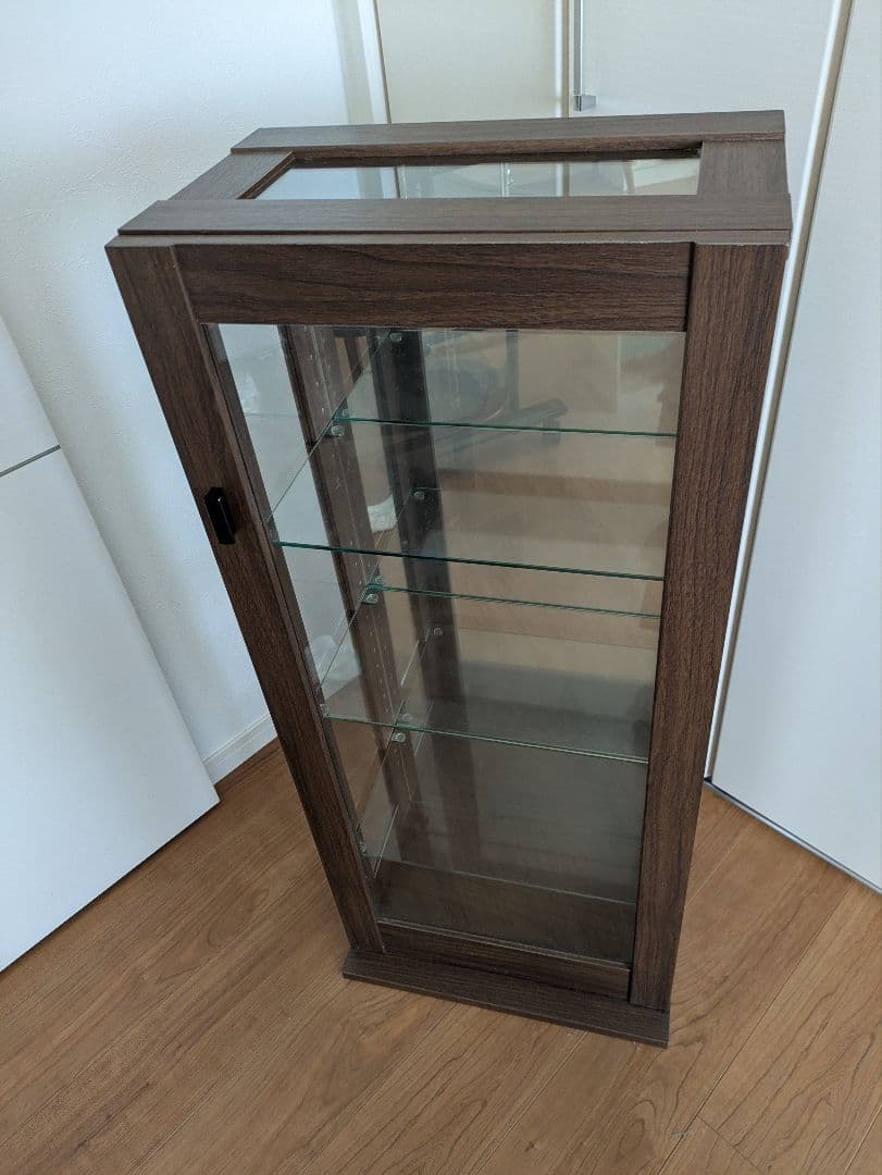 ガラスショーケース ダニエル100 寸法: W435×D300H1000mm