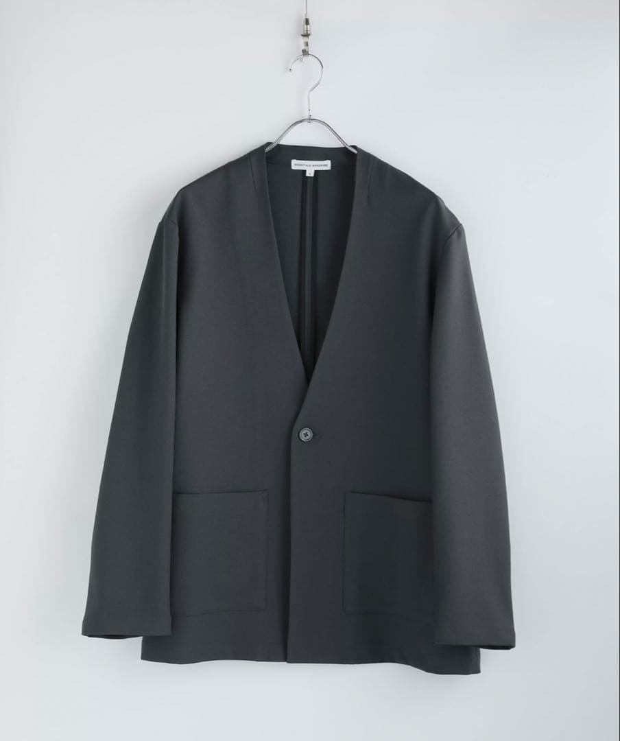 スプートニクス　ダークグレー ノーカラージャケット・パンツ・ニット　セットアップ